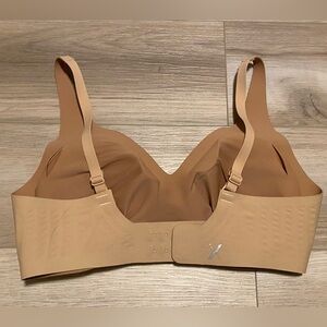 Knix Revolution V-Neck Wireless Bra Size S+